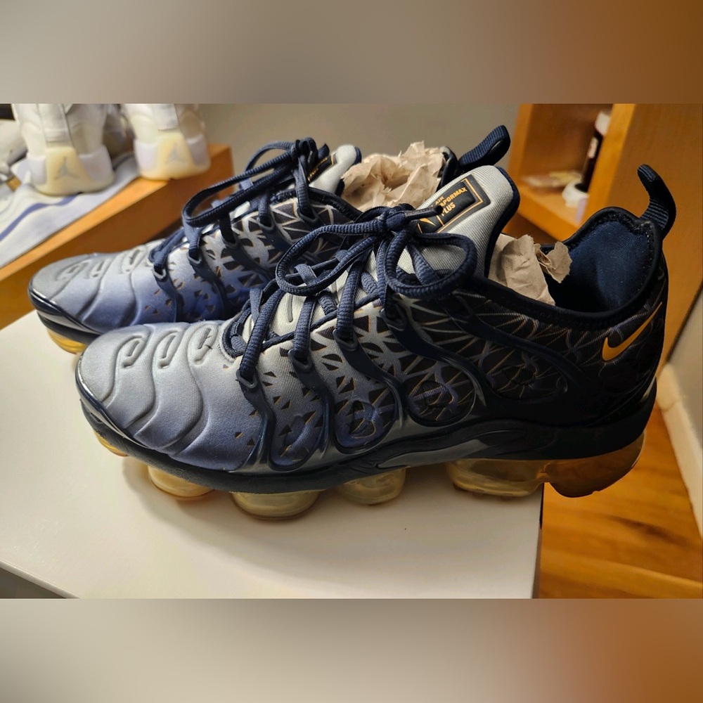 Nike Vapor Max, Like New
